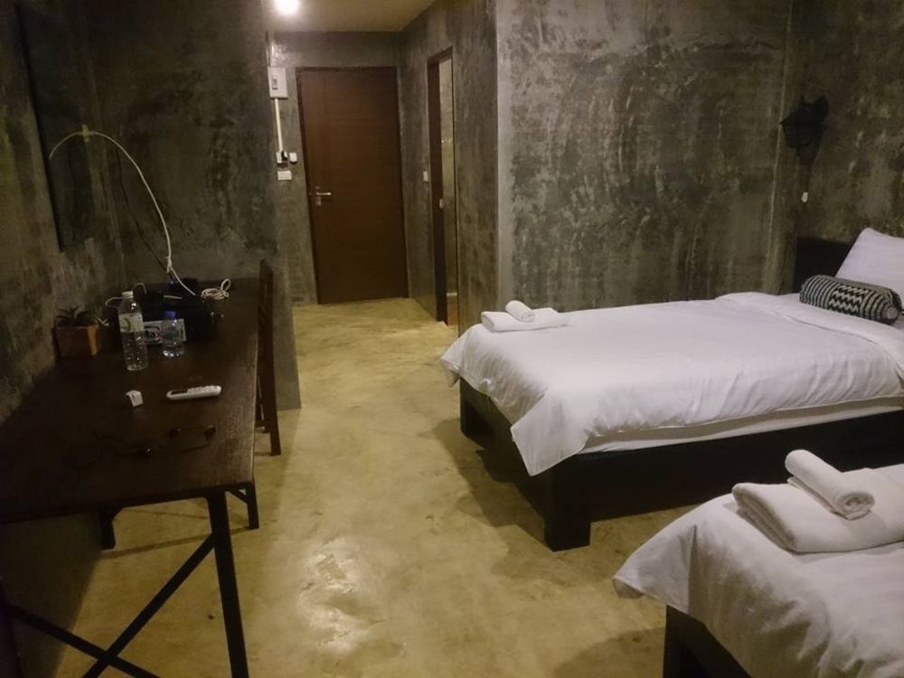 Come Moon Loft Hotel Phrae Zewnętrze zdjęcie